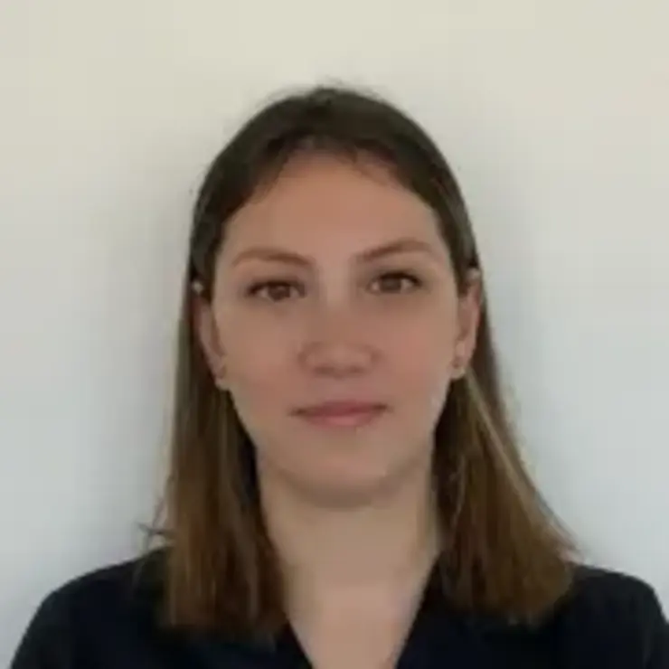 Dr. Lara Hussein